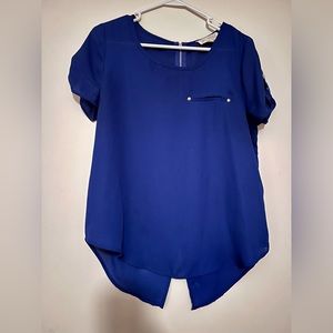 Sweet Wanderer blue blouse. Large
